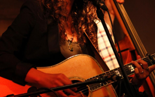 sarahleeguthrie2.png